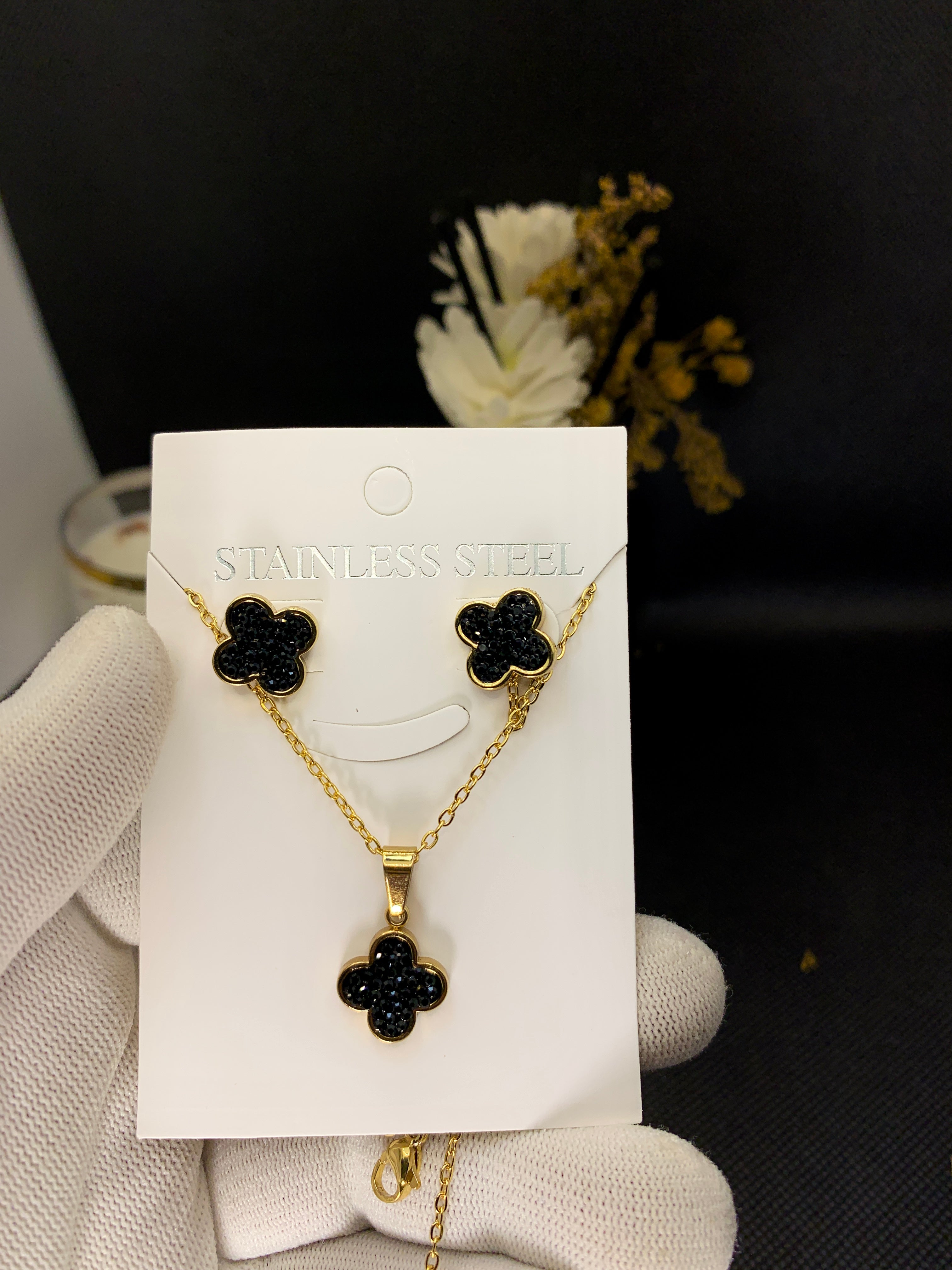 Black Sparkle Clover Stainless Steel Jewelry Set