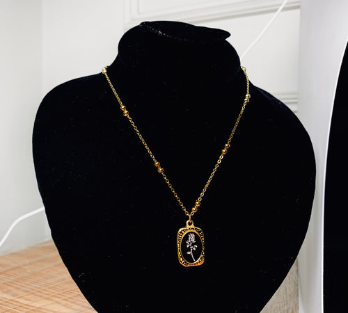 Black Rose Medallion Locket Chain – Golden Beaded Necklace