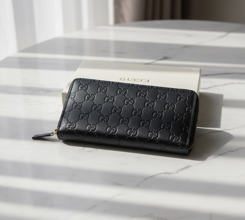 Black Gucci GG Wallet Texture Detail