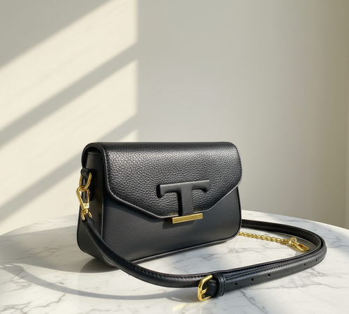 Black T-Clasp Bag with Straps Premium