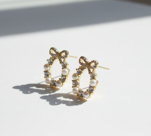 Bow Earrings with White Pearls and Diamonds Top View