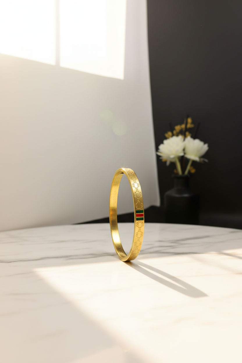 Enamel Bracelet - Side View with Sunshine