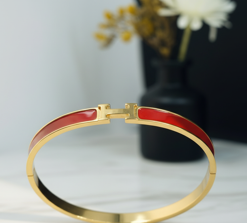 H-Buckle Bracelet - Extreme Close-up