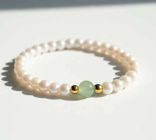 Pearl Bracelet Angled View