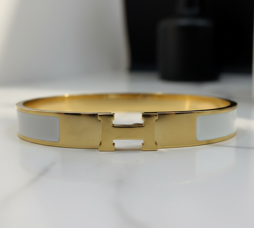 White H-Buckle Bracelet - Extreme Close-up