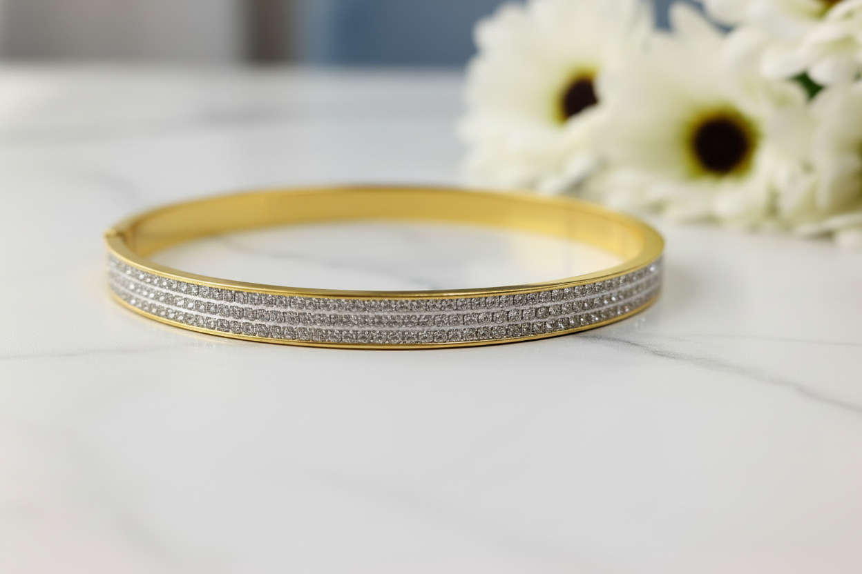 Zoomed Gold Crystal Bangle Close-up